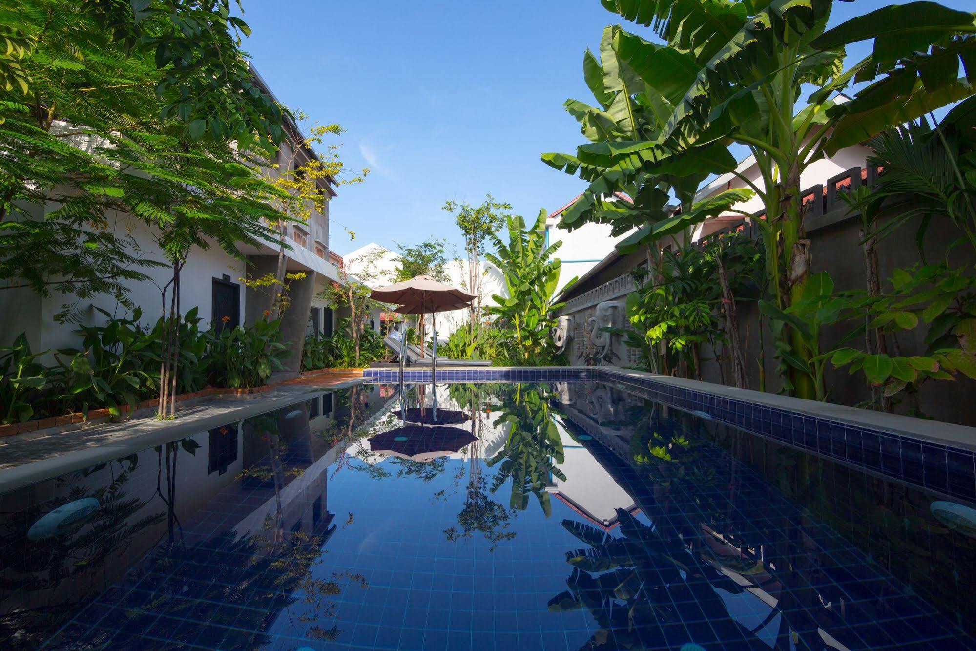 Fancy Boutique Villa Hotel Siem Reap Extérieur photo